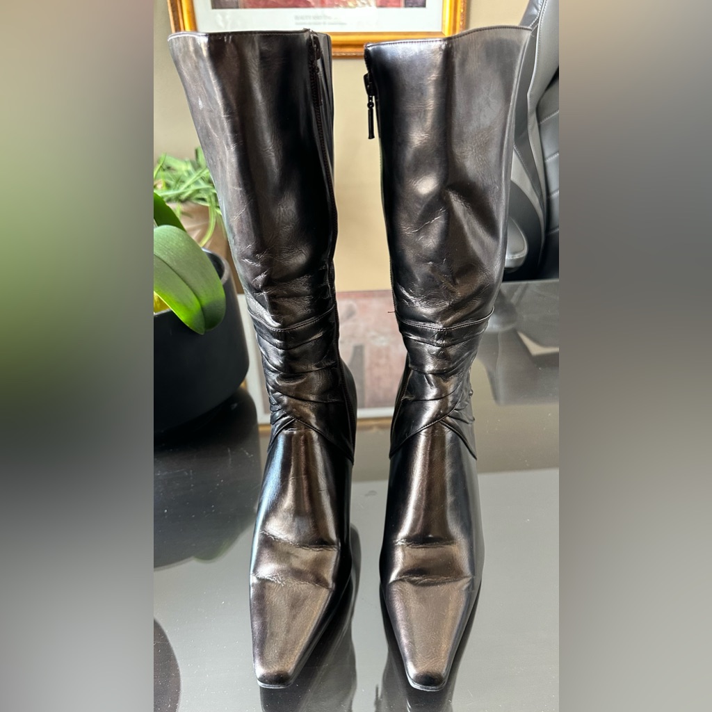 Apostrophe Boots